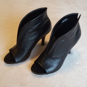 Nicole, Blaire, open toe 3.5in heels, size 6.5